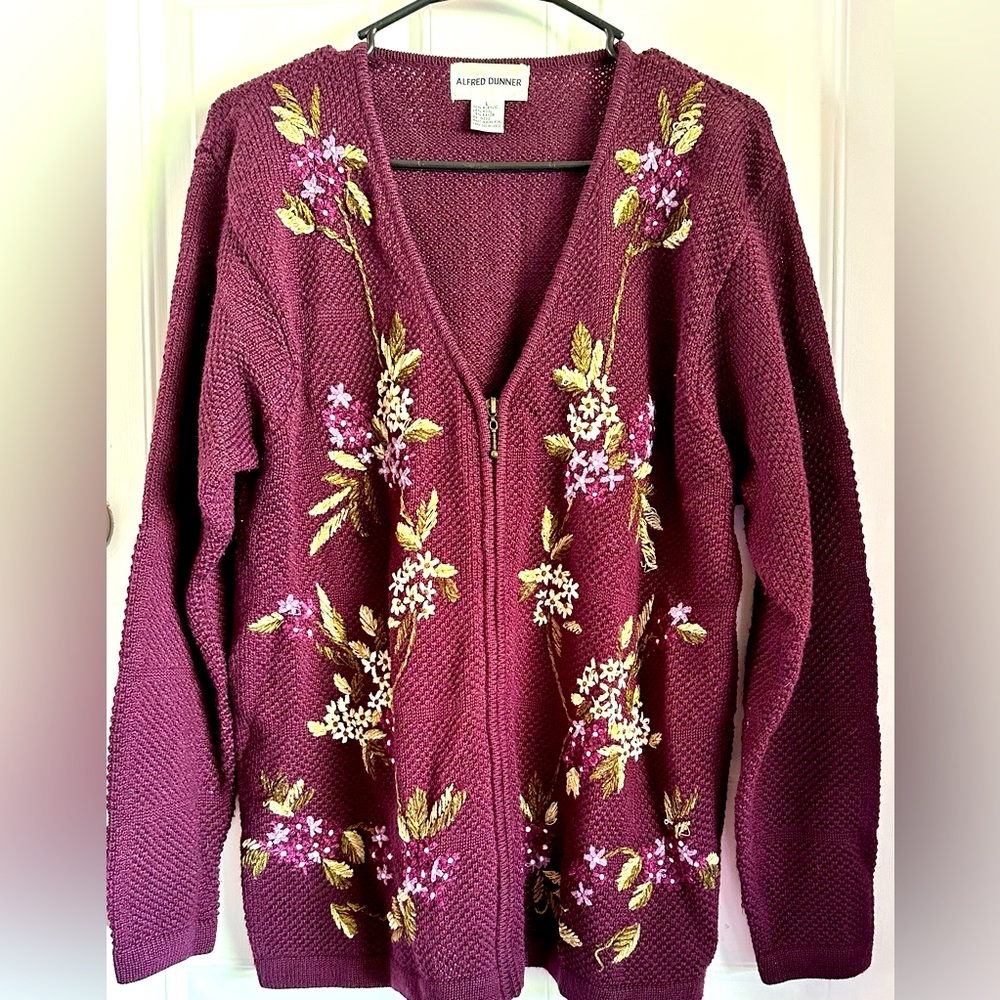 Alfred Dunner zip up sweater